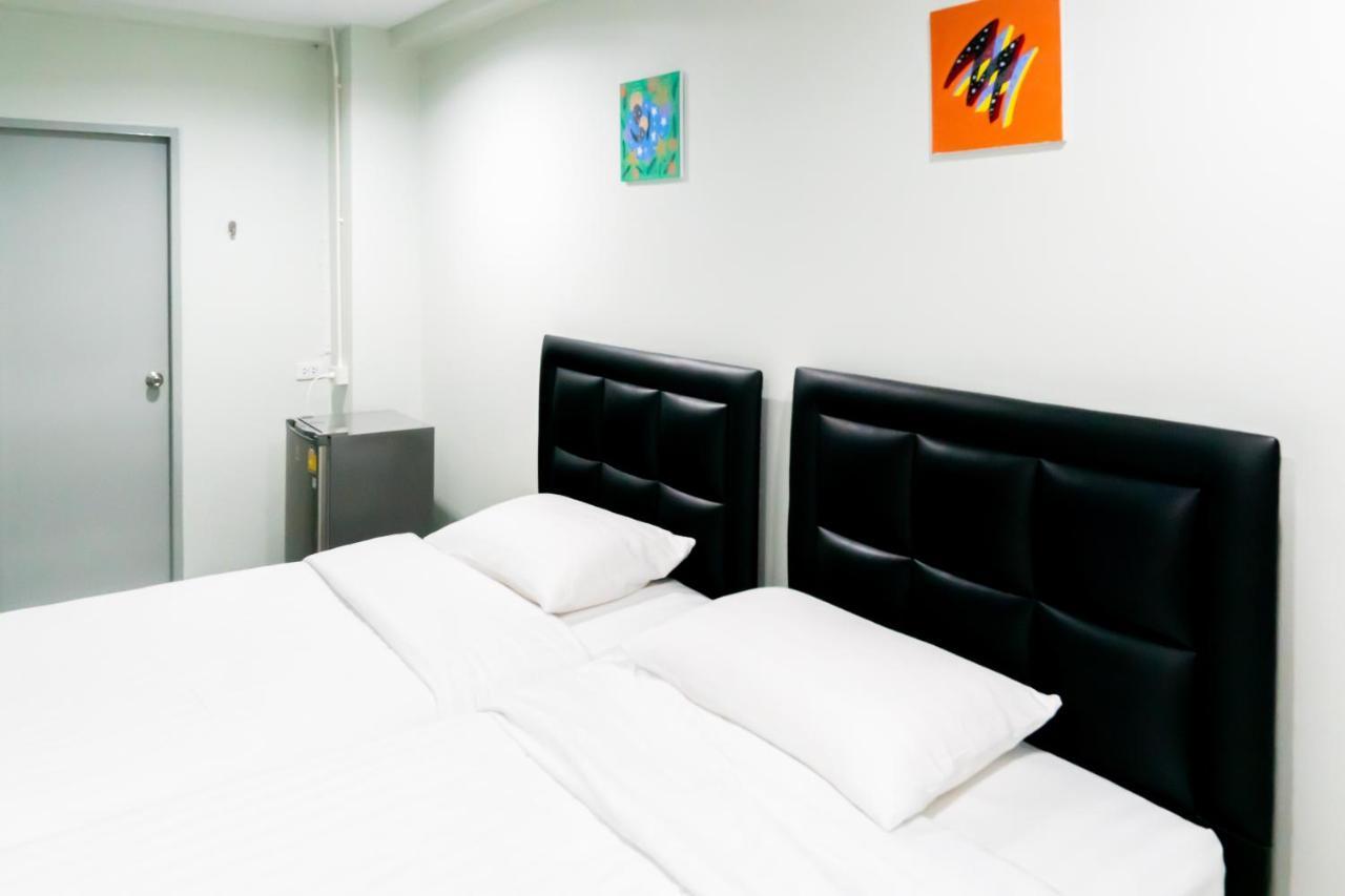 Suksomboon Residence Бангкок Экстерьер фото